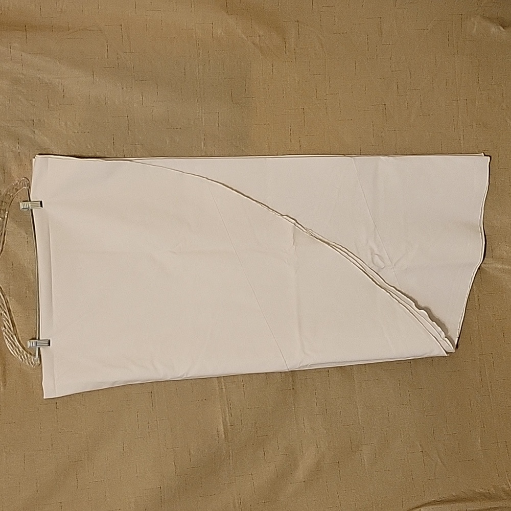 Vintage 84" White Round Tablecloth - Picture 2 of 2